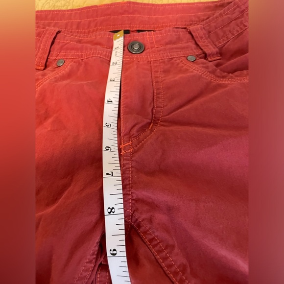 Kuhl Born in the mountains pants in a red/orange/salmon color size 8 - Picture 4 of 13